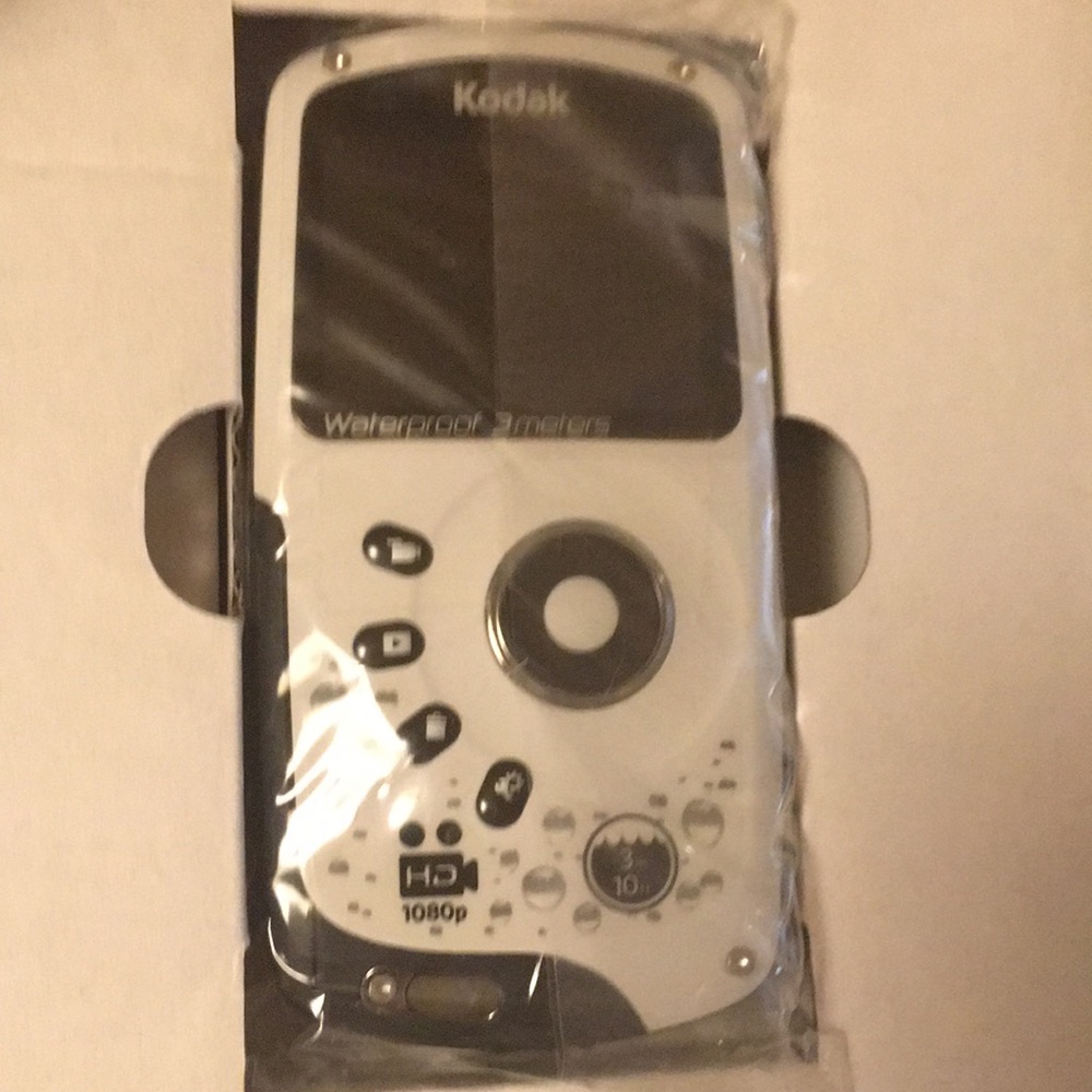 Kodak PlaySport Zx3 Video Camera new in box. HD 1080p. Waterproof to 3 meters. - Picture 8 of 8